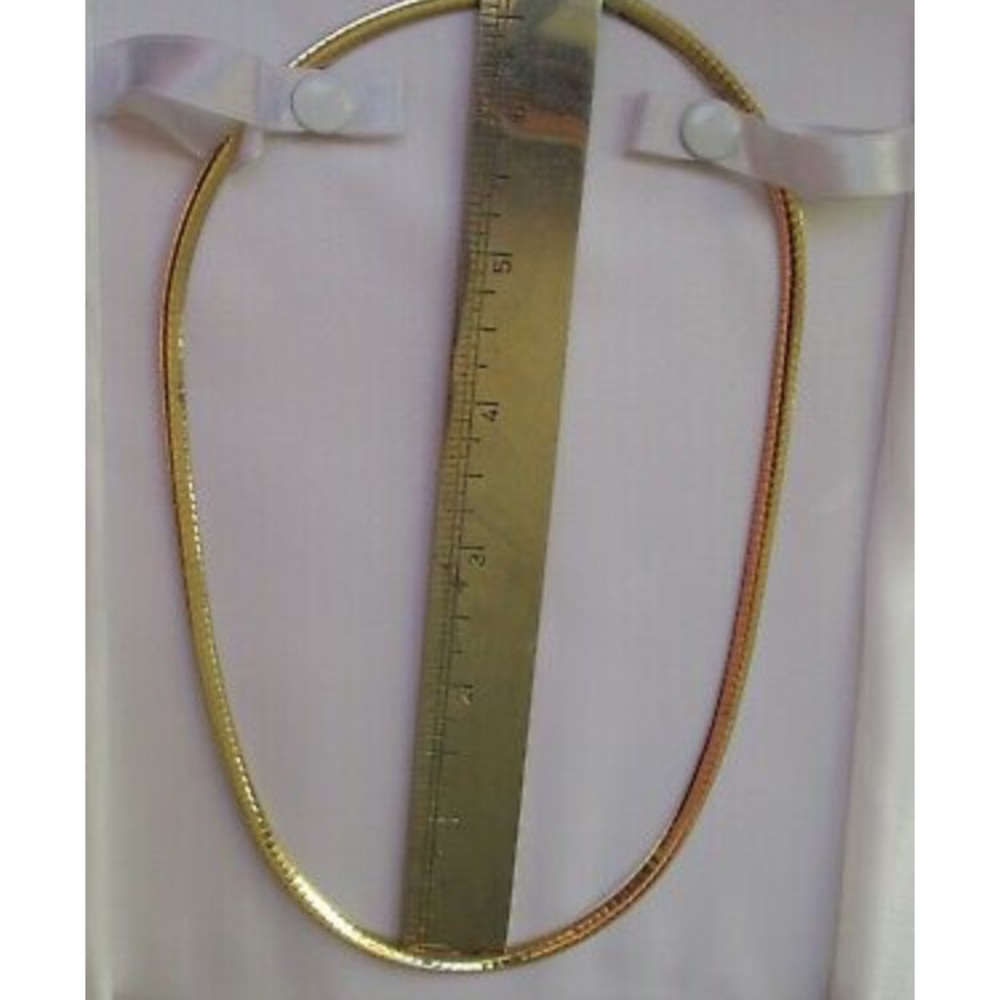 Beautiful 10k gold necklace